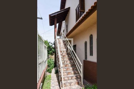 Casa à venda com 120m², 2 quartos e 1 vaga Casa à venda com 120m², 2 quartos e 1 vagaEntrada