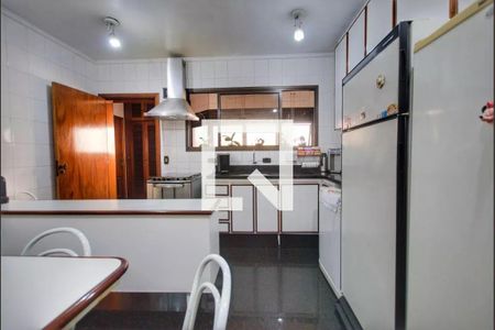 Apartamento à venda com 324m², 4 quartos e 3 vagasCozinha