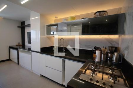 Studio para alugar com 40m², 1 quarto e 1 vaga Studio para alugar com 40m², 1 quarto e 1 vagaCozinha