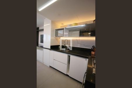 Studio para alugar com 40m², 1 quarto e 1 vaga Studio para alugar com 40m², 1 quarto e 1 vagaCozinha