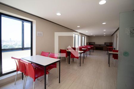 Studio para alugar com 40m², 1 quarto e 1 vaga Studio para alugar com 40m², 1 quarto e 1 vagaÁrea comum - Salão de festas