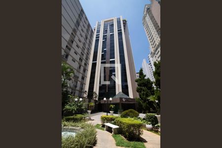 Studio para alugar com 40m², 1 quarto e 1 vaga Studio para alugar com 40m², 1 quarto e 1 vagaFachada