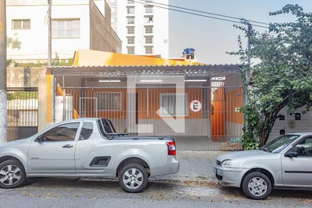 Casa à venda com 170m², 3 quartos e 2 vagasFachada