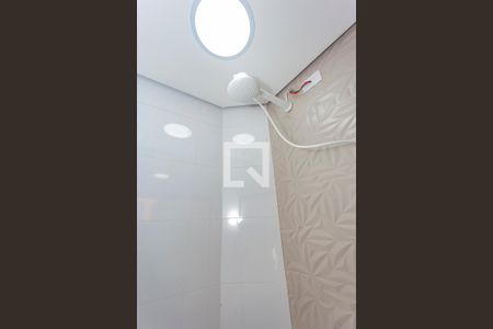 Casa à venda com 170m², 3 quartos e 2 vagasBanheiro