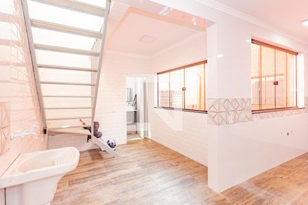 Casa à venda com 170m², 3 quartos e 2 vagasÁrea de Serviço