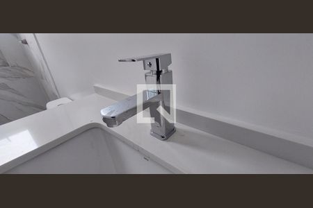 Casa à venda com 164m², 4 quartos e 3 vagas Casa à venda com 164m², 4 quartos e 3 vagasbanheiro 2