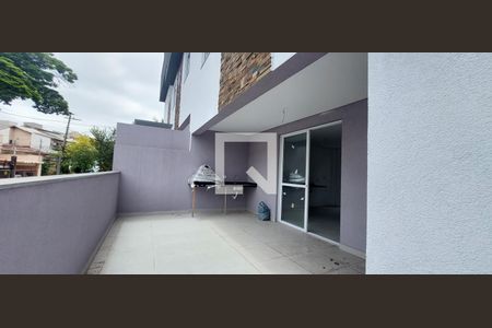 Casa à venda com 164m², 4 quartos e 3 vagas Casa à venda com 164m², 4 quartos e 3 vagasVaranda gourmet