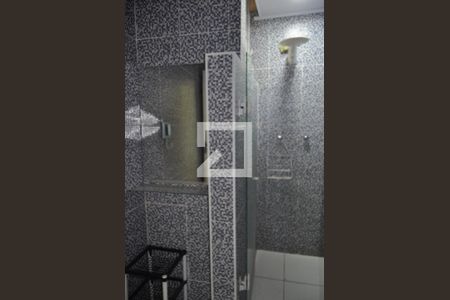 Apartamento à venda com 70m², 2 quartos e sem vagaBanheiro