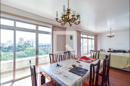 Casa para alugar com 309m², 3 quartos e 5 vagasSala 2º Andar