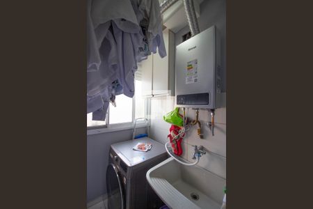 Apartamento à venda com 47m², 2 quartos e 1 vaga Apartamento à venda com 47m², 2 quartos e 1 vagaCozinha-Lavanderia