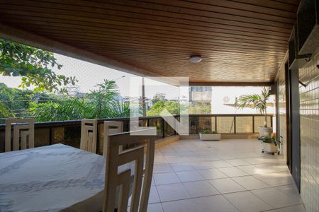 Apartamento para alugar com 110m², 3 quartos e 2 vagas Apartamento para alugar com 110m², 3 quartos e 2 vagasVaranda