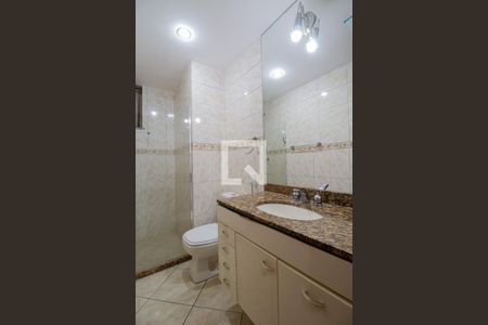 Apartamento para alugar com 110m², 3 quartos e 2 vagas Apartamento para alugar com 110m², 3 quartos e 2 vagasBanheiro 2