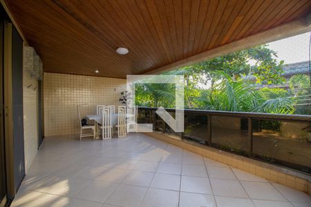 Apartamento para alugar com 110m², 3 quartos e 2 vagas Apartamento para alugar com 110m², 3 quartos e 2 vagasVaranda