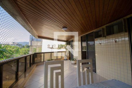 Apartamento para alugar com 110m², 3 quartos e 2 vagas Apartamento para alugar com 110m², 3 quartos e 2 vagasVaranda