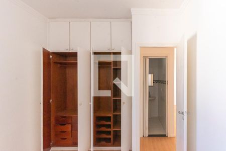 Apartamento à venda com 57m², 2 quartos e 1 vaga Apartamento à venda com 57m², 2 quartos e 1 vagaQuarto 2 - Armários