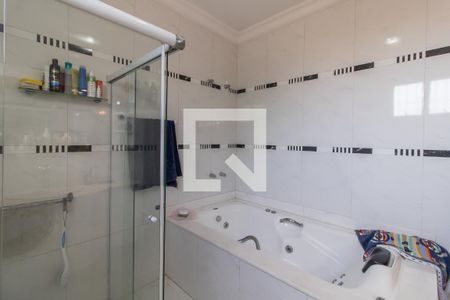 Casa à venda com 400m², 4 quartos e 4 vagas Casa à venda com 400m², 4 quartos e 4 vagasBanheiro do quarto 1