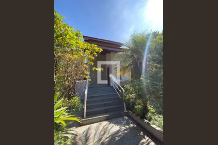 Casa à venda com 400m², 4 quartos e 5 vagasHall Entrada