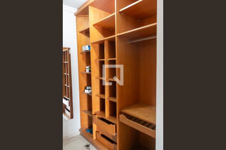 Casa à venda com 400m², 4 quartos e 5 vagasCloset da Suíte