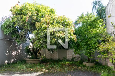 Casa à venda com 400m², 4 quartos e 5 vagasQuintal e Jardim