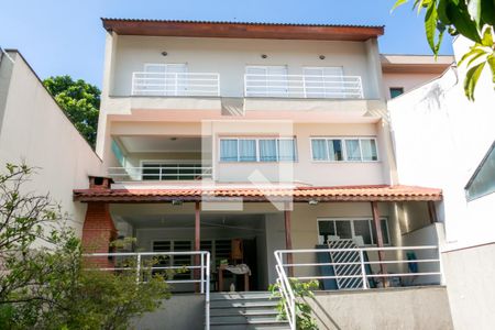 Casa à venda com 400m², 4 quartos e 5 vagasQuintal e Jardim