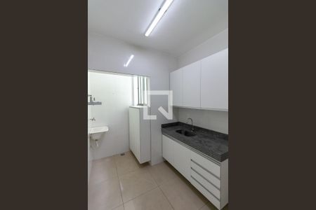 Apartamento à venda com 55m², 2 quartos e 1 vaga Apartamento à venda com 55m², 2 quartos e 1 vagaCozinha e Área de Serviço