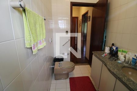 Casa à venda com 360m², 4 quartos e 6 vagasBanheiro comum