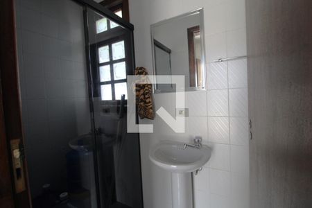 Casa à venda com 360m², 4 quartos e 6 vagasBanheiro de serviço