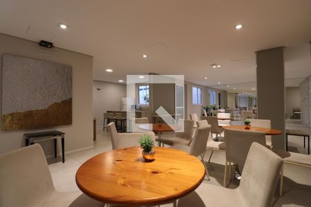 Apartamento à venda com 43m², 2 quartos e sem vagaÁrea comum - Salão de festas