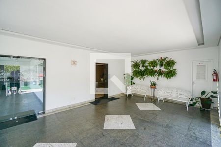 Apartamento à venda com 116m², 2 quartos e 2 vagas Apartamento à venda com 116m², 2 quartos e 2 vagasHall social