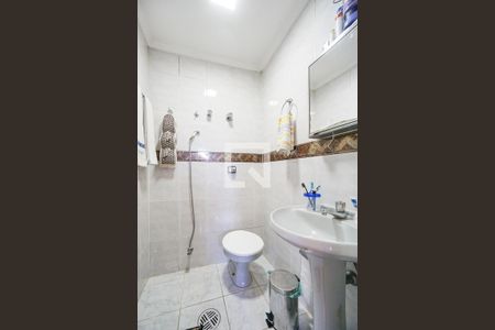 Apartamento à venda com 116m², 2 quartos e 2 vagas Apartamento à venda com 116m², 2 quartos e 2 vagasBanheiro da suíte