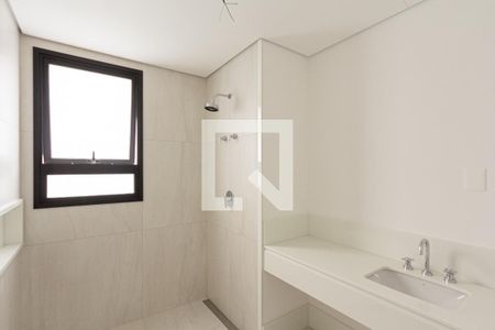 Apartamento à venda com 374m², 5 quartos e 5 vagasBanheiro 2 da Suíte 4