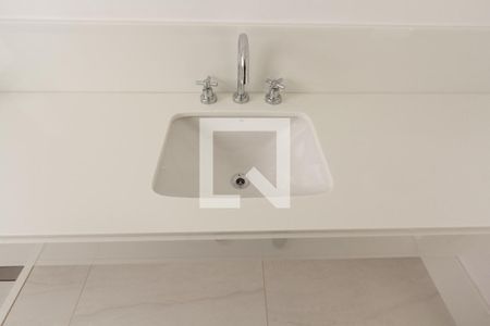 Apartamento à venda com 374m², 5 quartos e 5 vagasBanheiro da Suíte 2