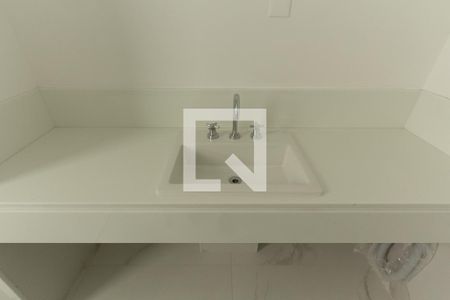 Apartamento à venda com 374m², 5 quartos e 5 vagas Apartamento à venda com 374m², 5 quartos e 5 vagasBanheiro 2 da Suíte 4