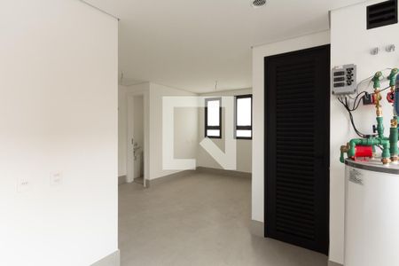 Apartamento à venda com 374m², 5 quartos e 5 vagas Apartamento à venda com 374m², 5 quartos e 5 vagasÁrea de Serviço