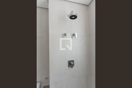 Apartamento à venda com 374m², 5 quartos e 5 vagas Apartamento à venda com 374m², 5 quartos e 5 vagasBanheiro da Suíte 3