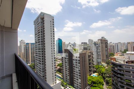 Apartamento à venda com 374m², 5 quartos e 5 vagas Apartamento à venda com 374m², 5 quartos e 5 vagasSuíte 2 varanda