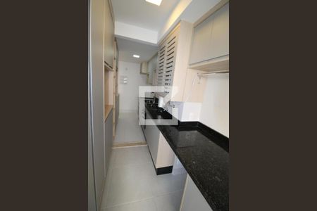 Apartamento à venda com 63m², 2 quartos e 1 vagaCozinha