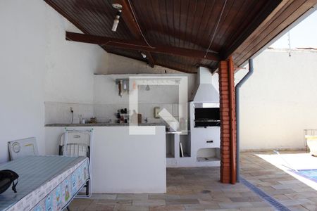 Casa à venda com 188m², 4 quartos e 4 vagasÁrea comum - Churrasqueira