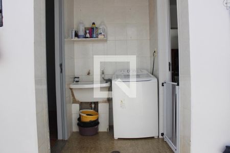 Casa à venda com 188m², 4 quartos e 4 vagasÁrea de Serviço