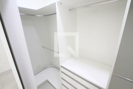 Apartamento à venda com 147m², 3 quartos e 1 vagaSuite