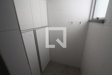 Apartamento à venda com 147m², 3 quartos e 1 vagaÁrea de Serviço