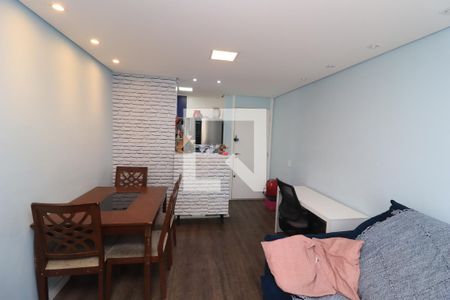 Sala de TV de apartamento à venda com 3 quartos, 63m² em Parque São Jorge, São Paulo