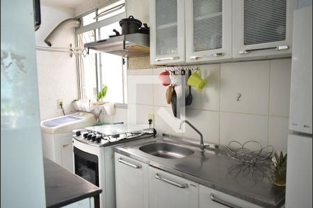 Apartamento para alugar com 40m², 2 quartos e sem vagaCozinha e Área de Serviço