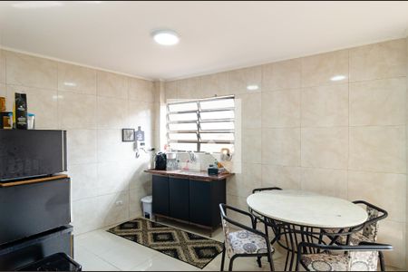 Casa à venda com 220m², 3 quartos e 3 vagas Casa à venda com 220m², 3 quartos e 3 vagasCozinha