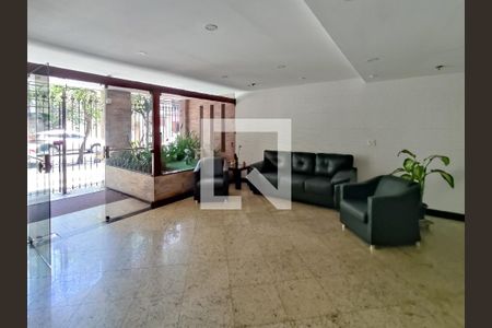 Apartamento à venda com 67m², 2 quartos e 1 vagaFachada e portaria