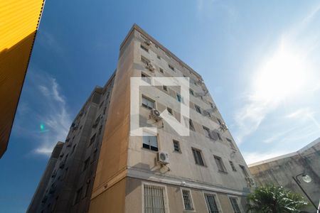 Apartamento para alugar com 44m², 2 quartos e 1 vaga Apartamento para alugar com 44m², 2 quartos e 1 vagaFachada