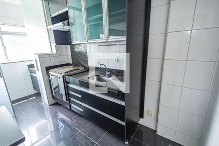 Apartamento à venda com 80m², 2 quartos e 2 vagasCozinha