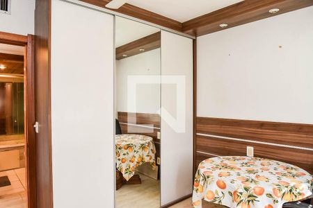 Apartamento à venda com 238m², 3 quartos e 2 vagas Apartamento à venda com 238m², 3 quartos e 2 vagasQuarto 2