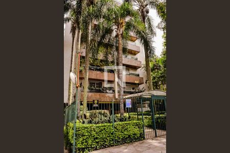 Apartamento à venda com 238m², 3 quartos e 2 vagas Apartamento à venda com 238m², 3 quartos e 2 vagasFachada