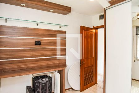 Apartamento à venda com 238m², 3 quartos e 2 vagas Apartamento à venda com 238m², 3 quartos e 2 vagasQuarto 2